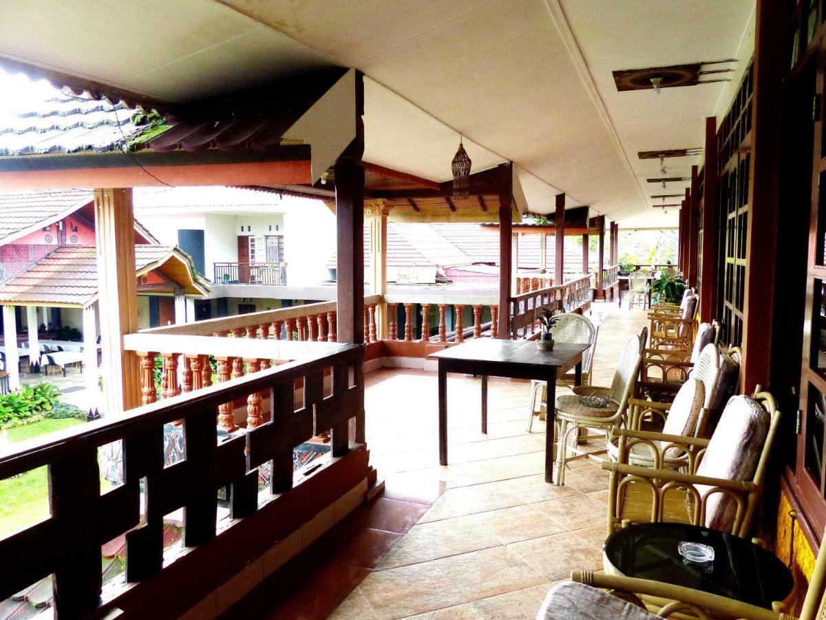 רנטפאו Toraja Torsina Hotel מראה חיצוני תמונה