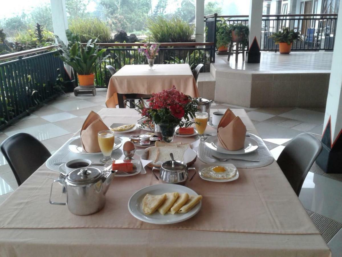 רנטפאו Toraja Torsina Hotel מראה חיצוני תמונה